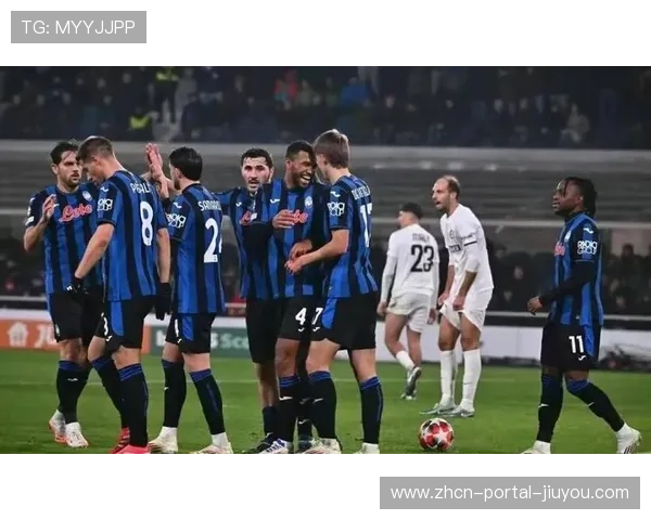 亚特兰大客场十人作战0-0逼平科莫